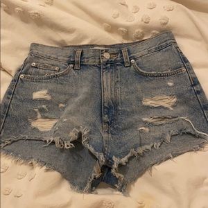 AGOLDE shorts dupe from ZARA